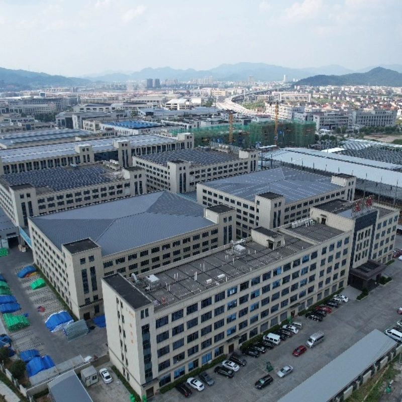 Vista aérea de um grande complexo de fabricação de tubos PPR em uma zona industrial